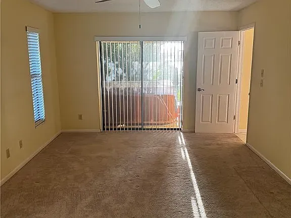 4628 SW 18th Ave — Photo 20