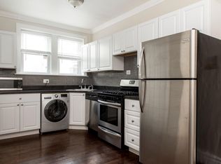 3819.5 N Greenview Ave #22E, Chicago, IL 60613