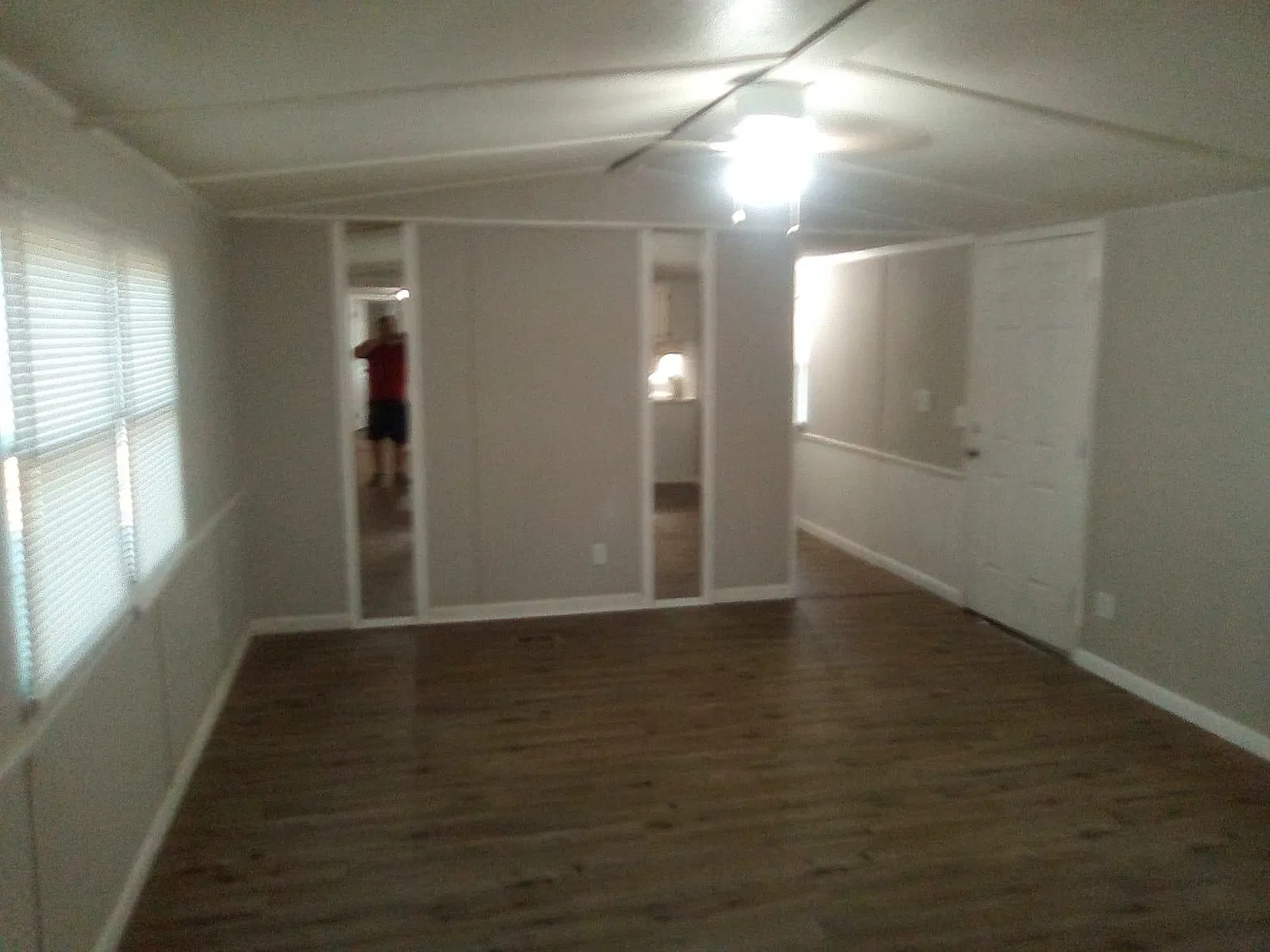 3 bed, 1000 sqft, $875 — Photo 3