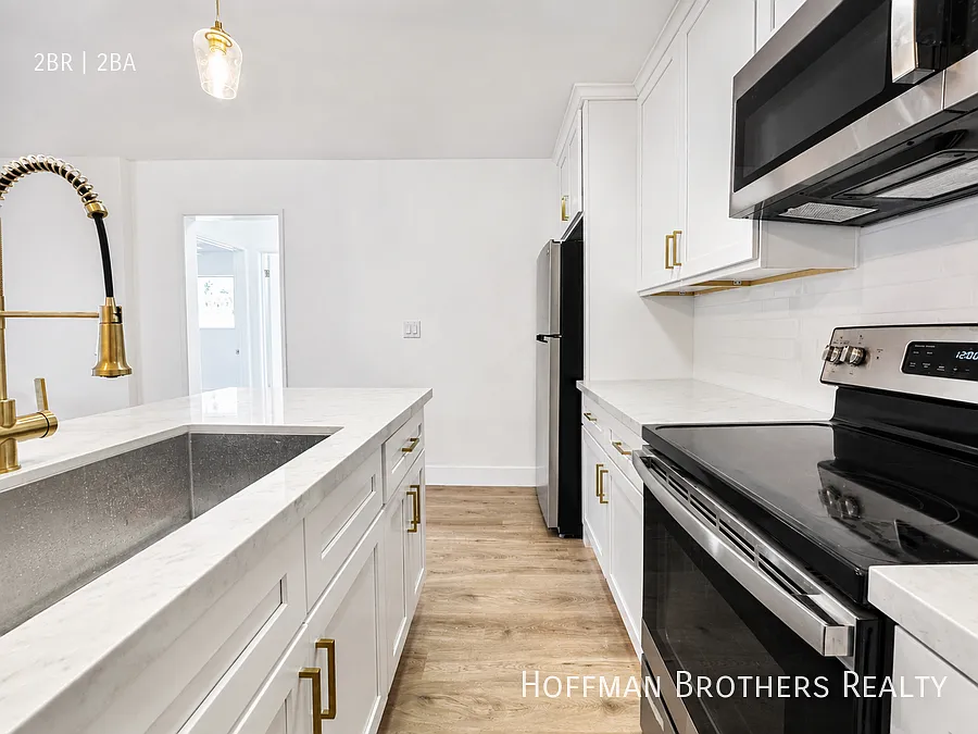 5111 Harold Way Los Angeles, CA 90027 — Photo 4