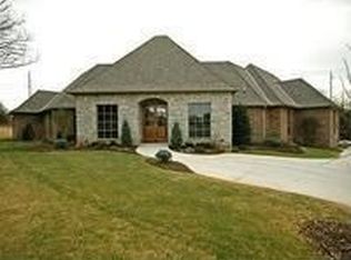 1540 Autumn Creek Dr, Edmond, OK 73003