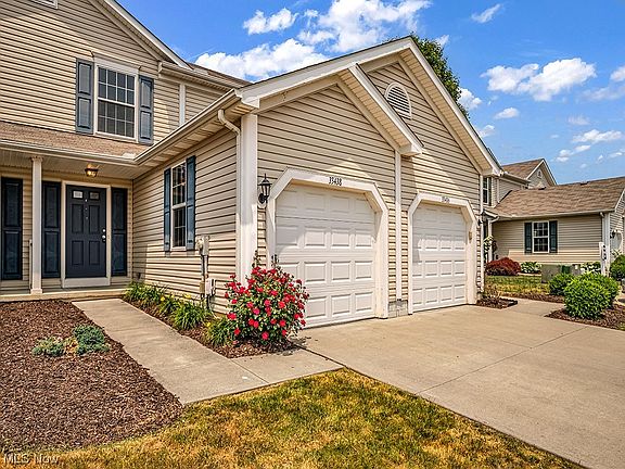 2nd image of 33438 Halle Ct
