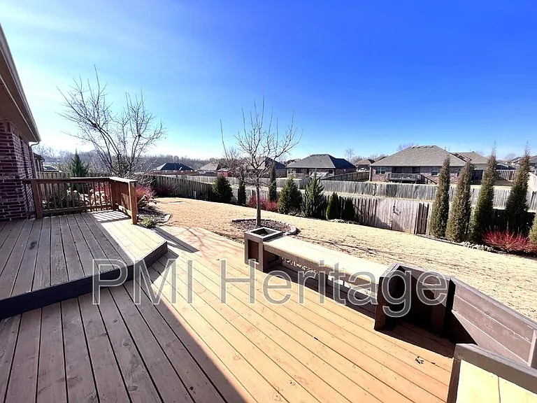 206 Peyton St — Photo 26