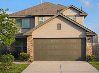 184 Kelly St, Angleton, TX 77515