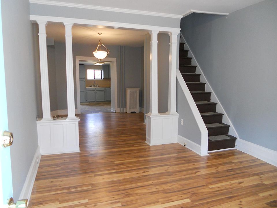 1st image of 3413 W Westmoreland St