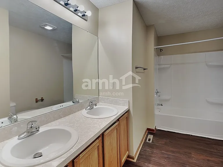 161 Patterson St — Photo 17