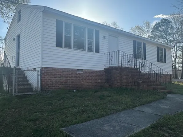 16105 Mistoria Rd, Chester, VA 23831