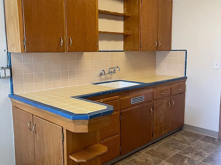 1x1 Kitchen