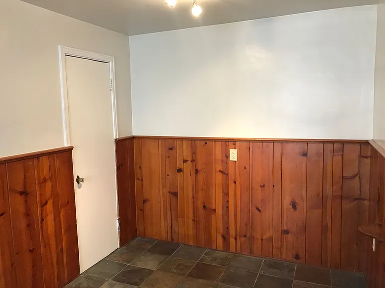3834 Hyde Park — Photo 6