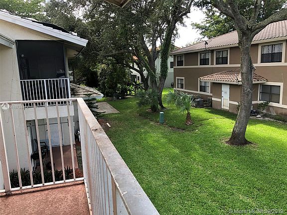 3rd image of 11582 NW 43rd St #11582