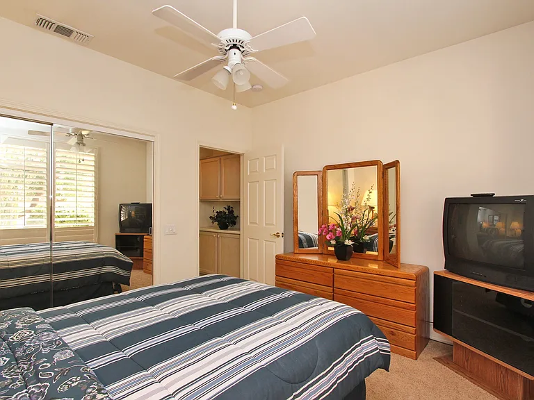 78448 Desert Willow Dr — Photo 23