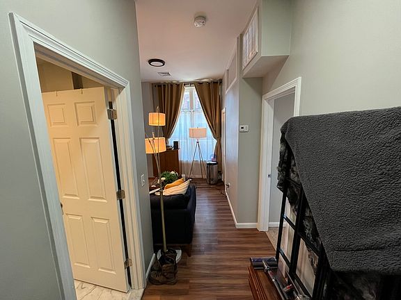 4th image of 369 Hanover St #3F