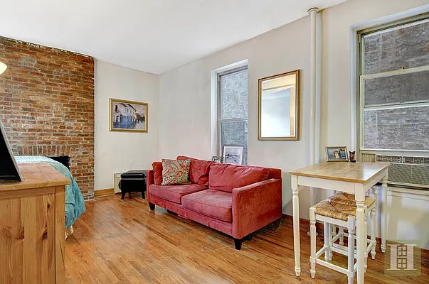 Rented by Halstead Real Estate | media 8