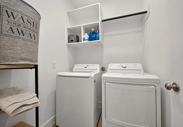 427 Mulberry Creek St — Photo 19