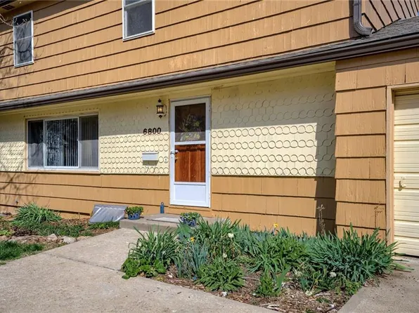 6800 W 77th Ter, Overland Park, KS 66204