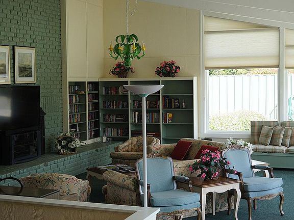 3rd image of 2906 Moss Hollow Dr