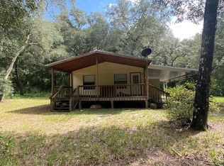 8450 NW 172nd Ln, Fanning Springs, FL 32693
