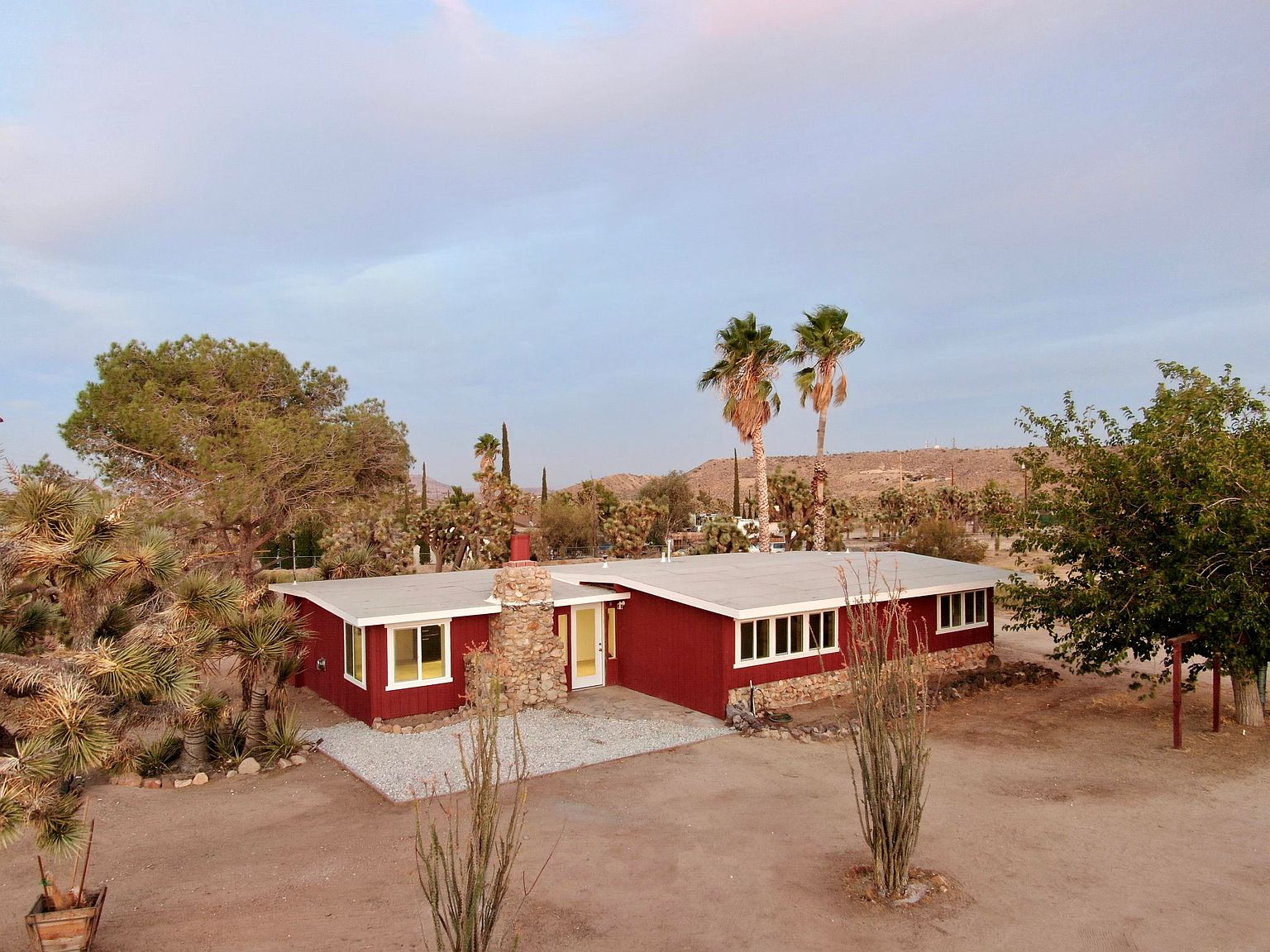57475 Chipmunk Trl, Yucca Valley, CA 92284 | Zillow