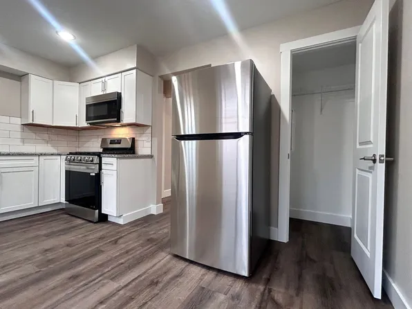 2855 Taft Ave SW APT 6, Wyoming, MI 49519