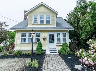 17 Pilgrim Rd, Milton, MA 02186