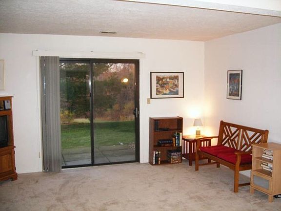 Bonus Room with Walkout