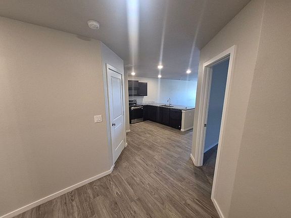 3rd image of 14401 Avenue X St #B