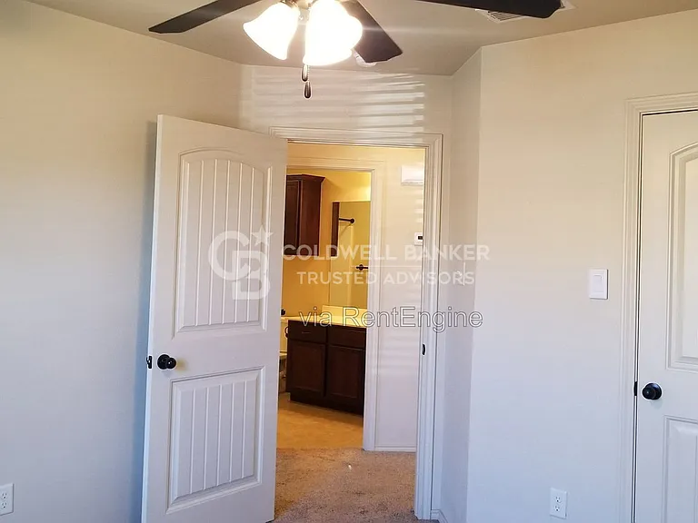 3119 113th St — Photo 12