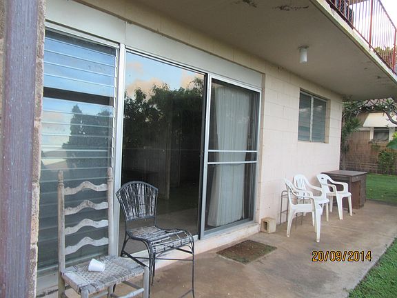 Rear lanai and yard space