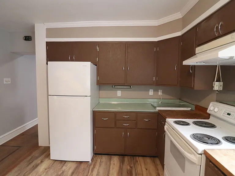 93 E Main St #1 — Photo 13