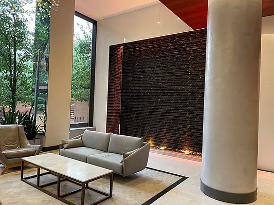 Rented by R New York | media 1