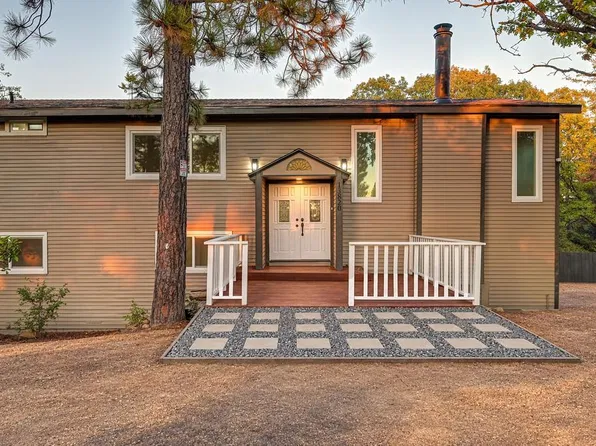 13820 Tank Ct, Pine Grove, CA 95665