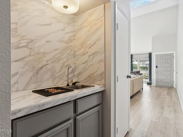 7302 E Rancho Vista Dr — Photo 3