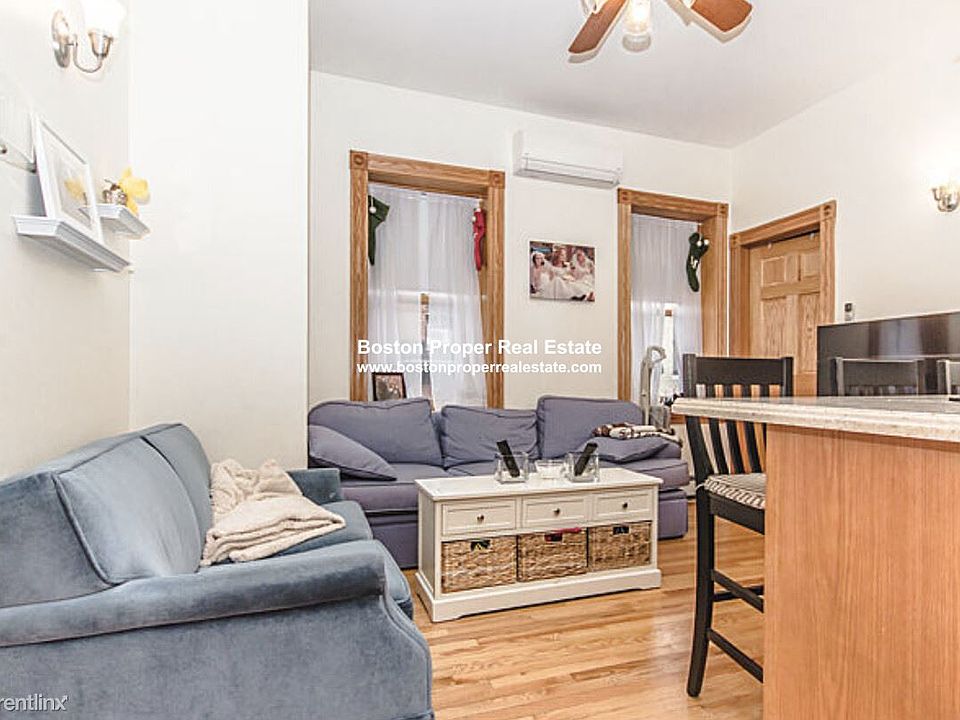 97 Myrtle St. #5 Boston - Beacon Hill Unit Photo 3