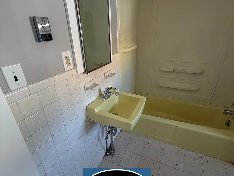 41 Main St N #2 — Photo 19