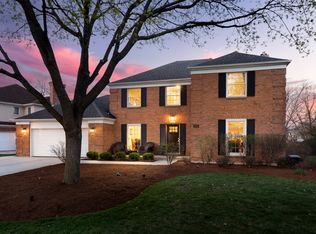 1108 Briergate Dr, Naperville, IL 60563