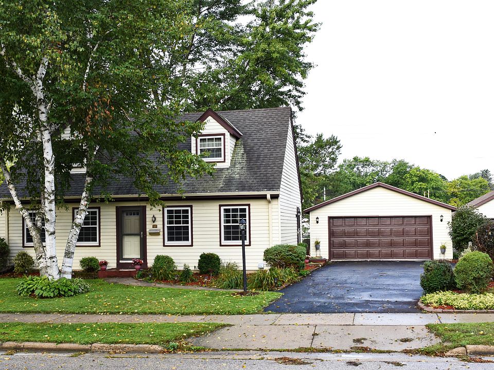 1st image of 514 Greenmeadow Dr