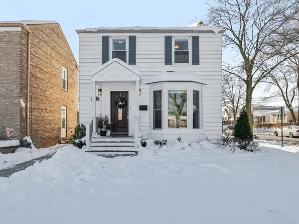 (undisclosed Address), Evanston, IL 60201