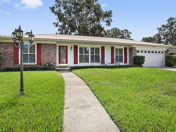 4th image of 1733 Alder Dr