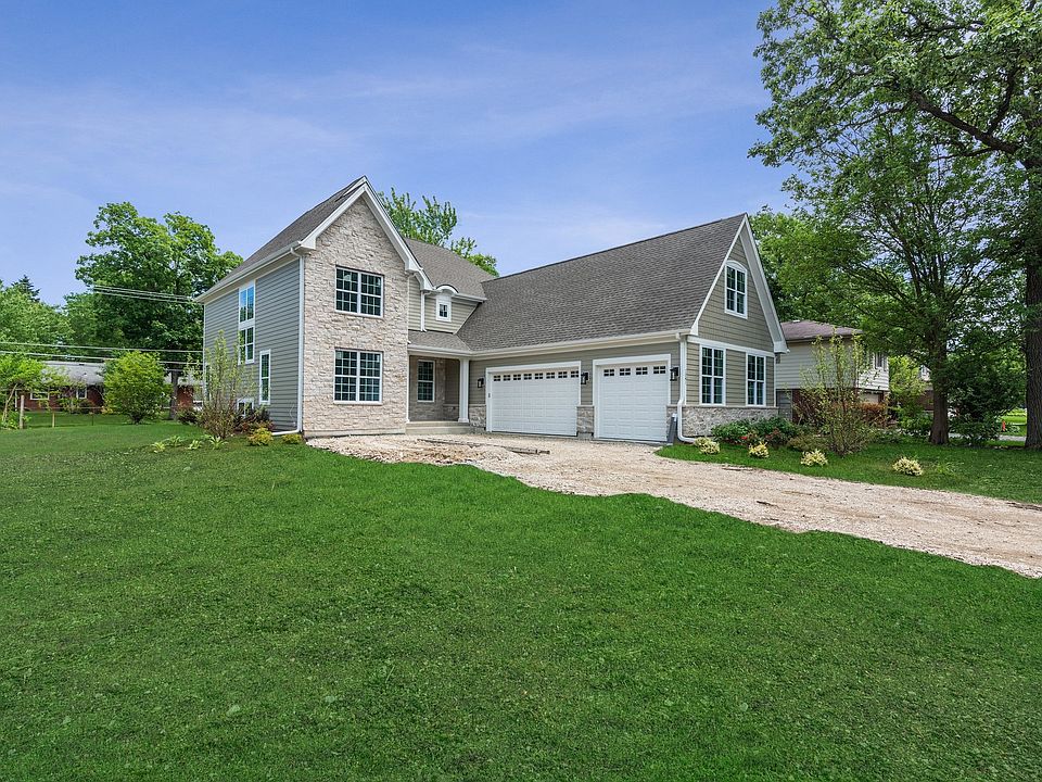 1st image of 1241 Blackthorn Ln