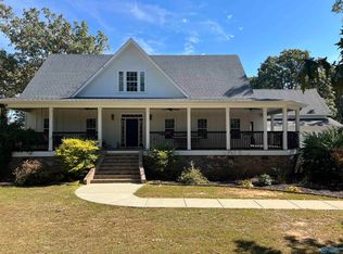 425 J B Walker Rd, New Market, AL 35761