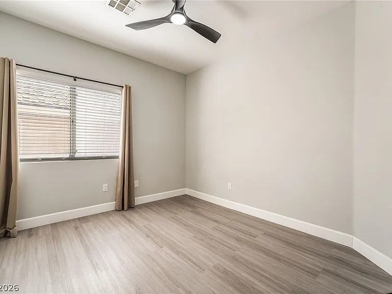 1583 Comfort Hills St — Photo 22