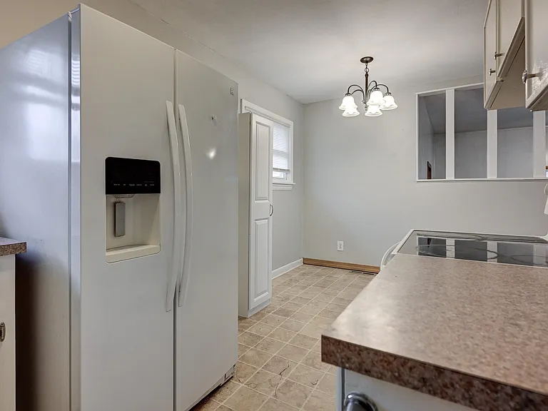 1604 S Washington Ter — Photo 16