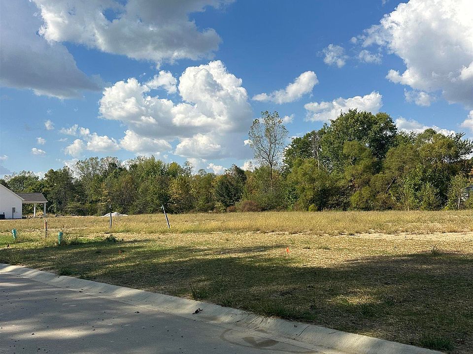 2nd image of 14525 Magnolia Ln