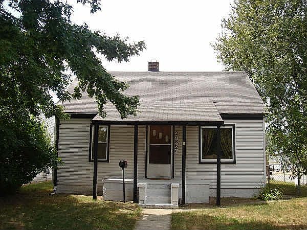 1st image of 27867 Groveland St