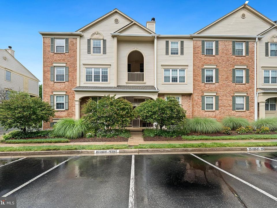 1st image of 2816 Emma Lee St APT 303
