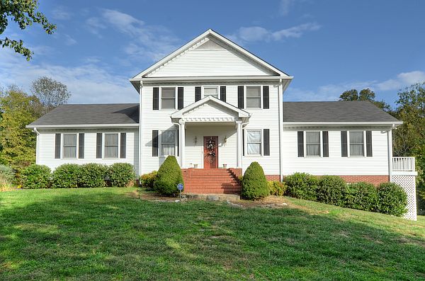 1st image of 1130 Wrights Ln
