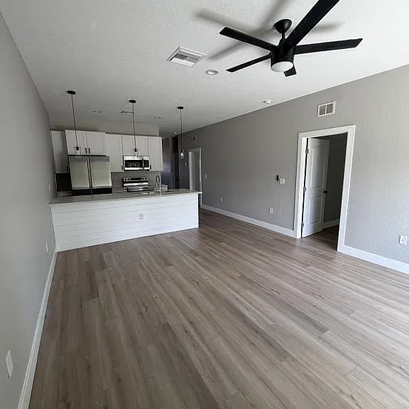 9197 Agate St #33981 — Photo 8
