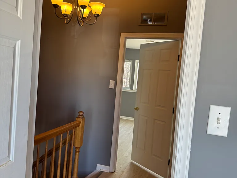 46 Coachlight Dr — Photo 16