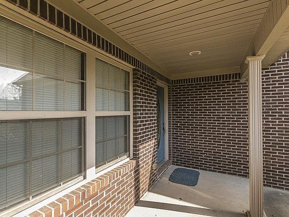 5th image of 148 Shady Oaks Dr