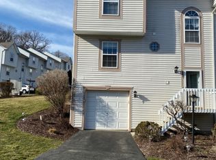 201 Ashton Ct #103A, Pittsburgh, PA 15202